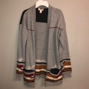 Forever 21 Grey Aztec cardigan